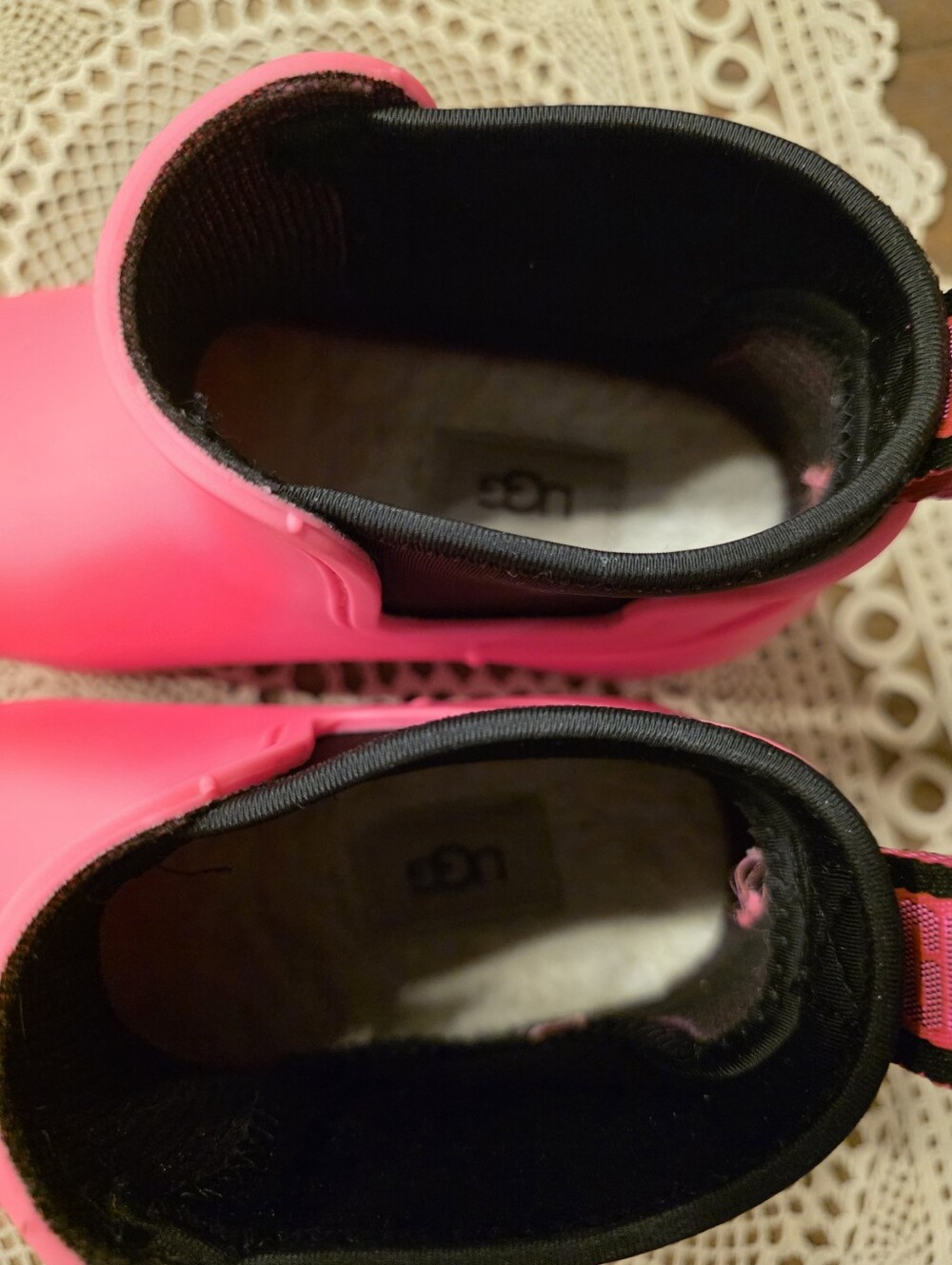 UGG Rain Boots in Bright Pink 7 - Picture 6 of 7